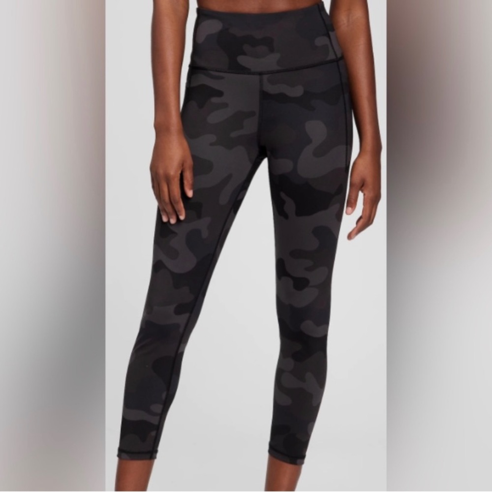 Gapfit Recycled Power Camo Leggings With Pockets- Small